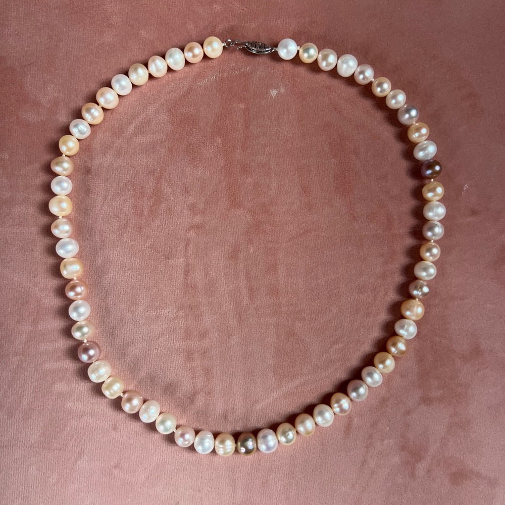 Hand-Knotted 8 mm Multicolor Freshwater Pearl Necklace – 18.5” w/ 925 Box Clasp